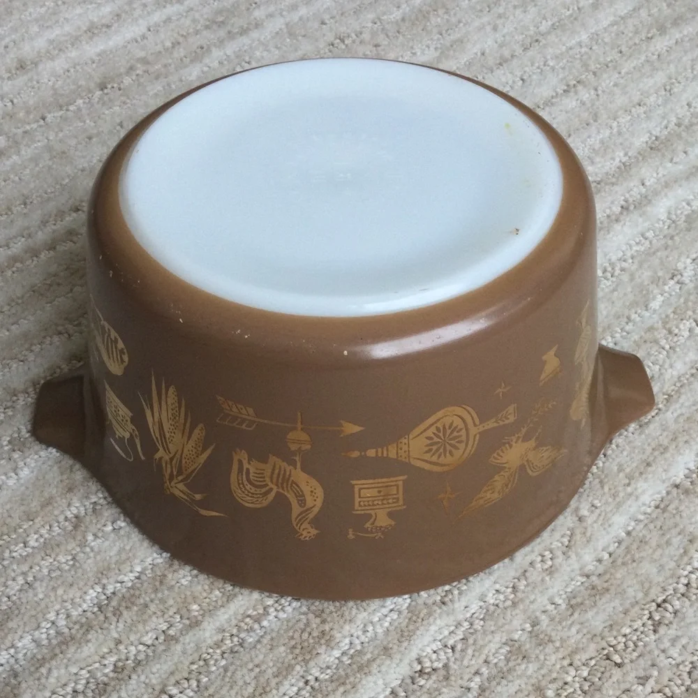 Cinderella Mixing Bowl Early American by PYREX # 473 7 1 Quart Vintage